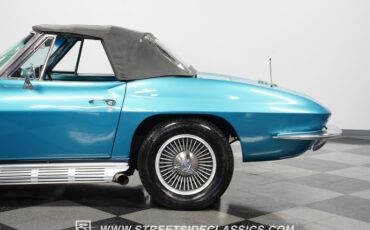 Unknown-Corvette-1966-Nassau-Blue-Blue-27