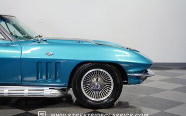 Unknown-Corvette-1966-Nassau-Blue-Blue-3