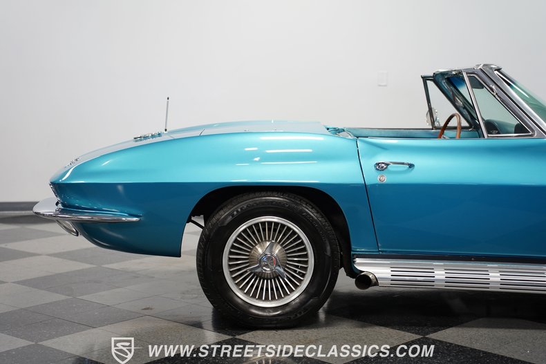Unknown-Corvette-1966-Nassau-Blue-Blue-32