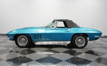 Unknown-Corvette-1966-Nassau-Blue-Blue