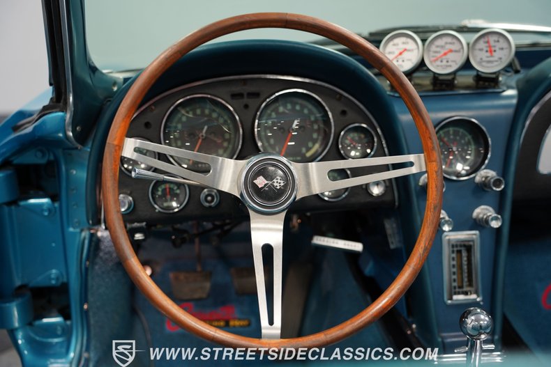 Unknown-Corvette-1966-Nassau-Blue-Blue-39