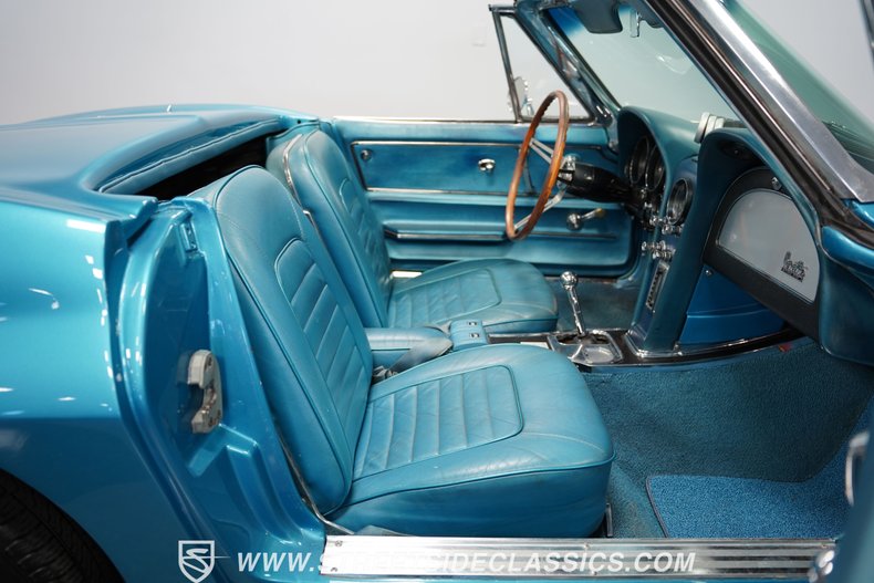 Unknown-Corvette-1966-Nassau-Blue-Blue-48
