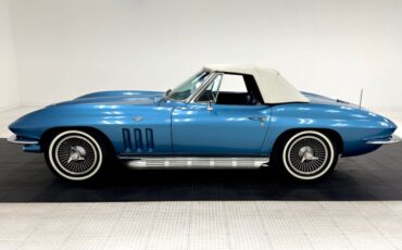 Unknown-Corvette-1966-Nassau-Blue-Bright-Blue-1