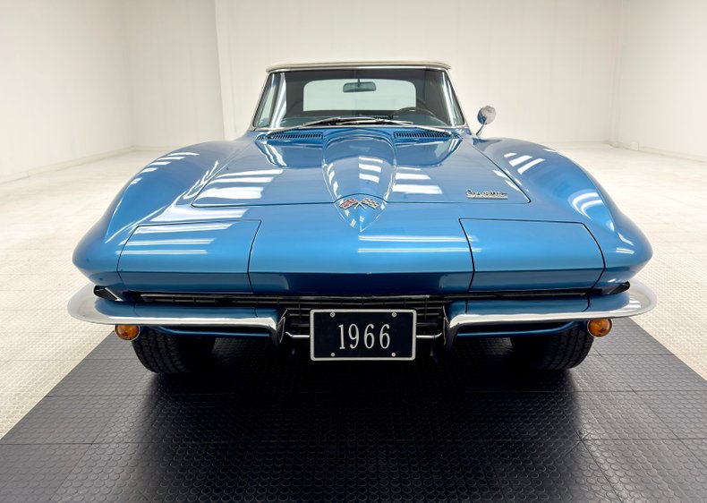Unknown-Corvette-1966-Nassau-Blue-Bright-Blue-13