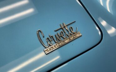 Unknown-Corvette-1966-Nassau-Blue-Bright-Blue-14