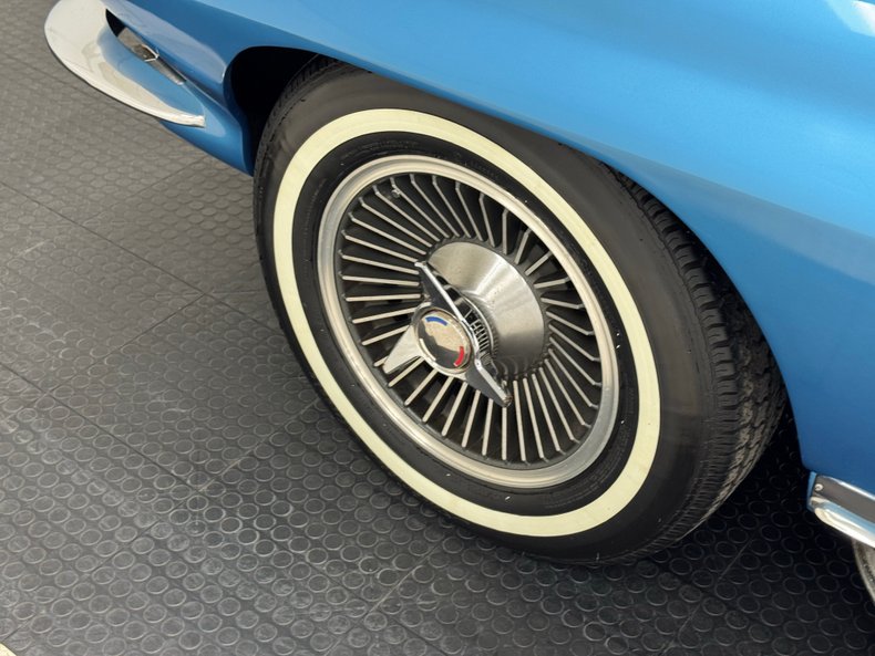 Unknown-Corvette-1966-Nassau-Blue-Bright-Blue-15