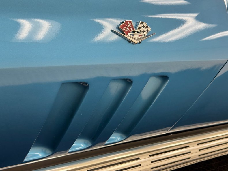 Unknown-Corvette-1966-Nassau-Blue-Bright-Blue-16