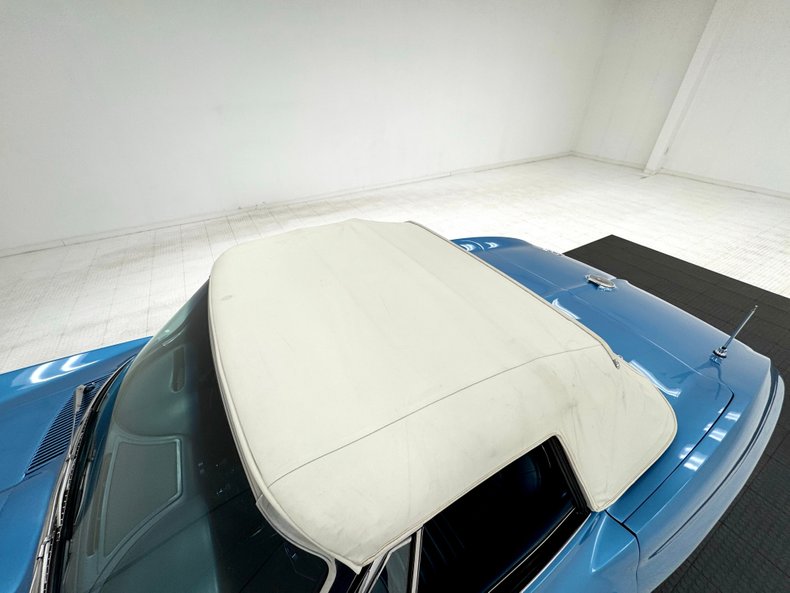 Unknown-Corvette-1966-Nassau-Blue-Bright-Blue-18
