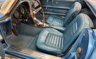 Unknown-Corvette-1966-Nassau-Blue-Bright-Blue-31