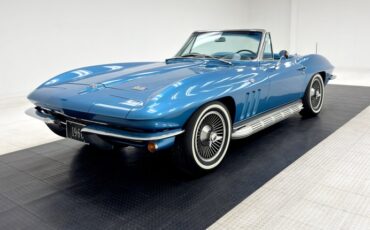 Unknown-Corvette-1966-Nassau-Blue-Bright-Blue