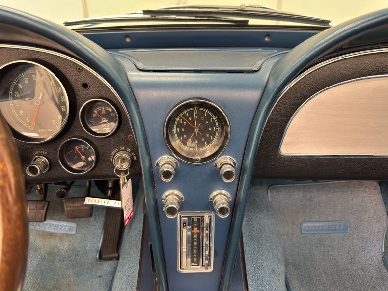 Unknown-Corvette-1966-Nassau-Blue-Bright-Blue-43