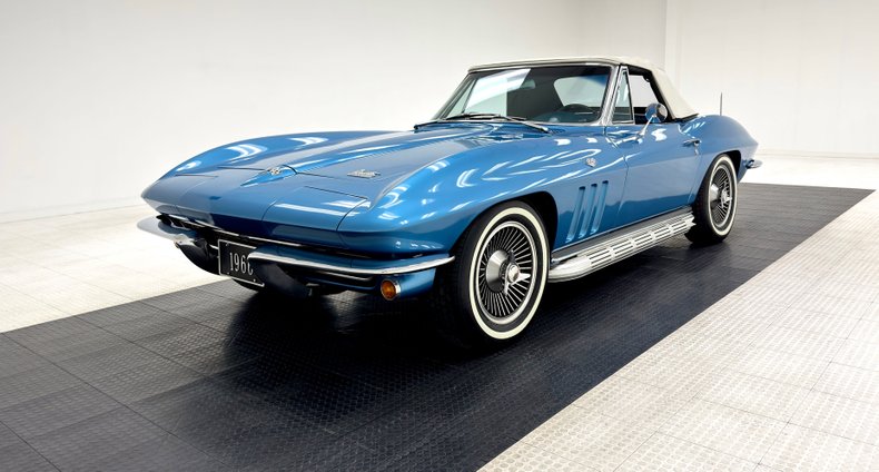 Unknown-Corvette-1966-Nassau-Blue-Bright-Blue-47