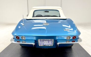 Unknown-Corvette-1966-Nassau-Blue-Bright-Blue-5