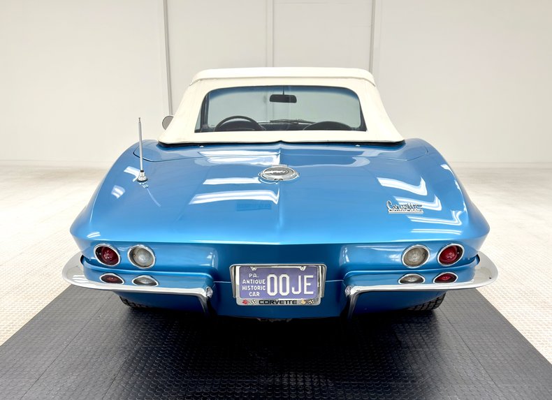 Unknown-Corvette-1966-Nassau-Blue-Bright-Blue-5