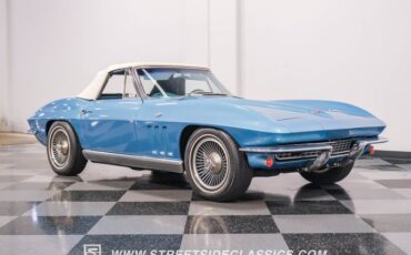 Unknown-Corvette-1966-Nassau-Blue-White-23