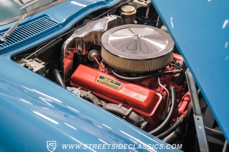 Unknown-Corvette-1966-Nassau-Blue-White-31