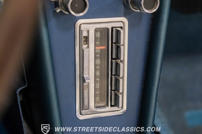 Unknown-Corvette-1966-Nassau-Blue-White-45