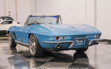 Unknown-Corvette-1966-Nassau-Blue-White-8