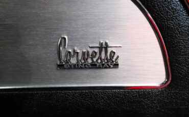 Unknown-Corvette-1966-Rally-Red-Black-15