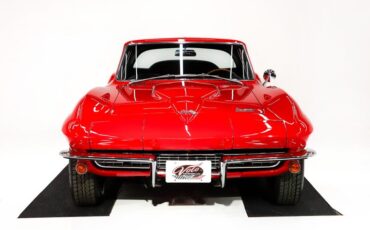 Unknown-Corvette-1966-Rally-Red-Black-49