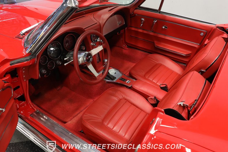 Unknown-Corvette-1966-Red-Red-2