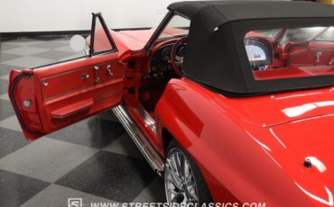 Unknown-Corvette-1966-Red-Red-40