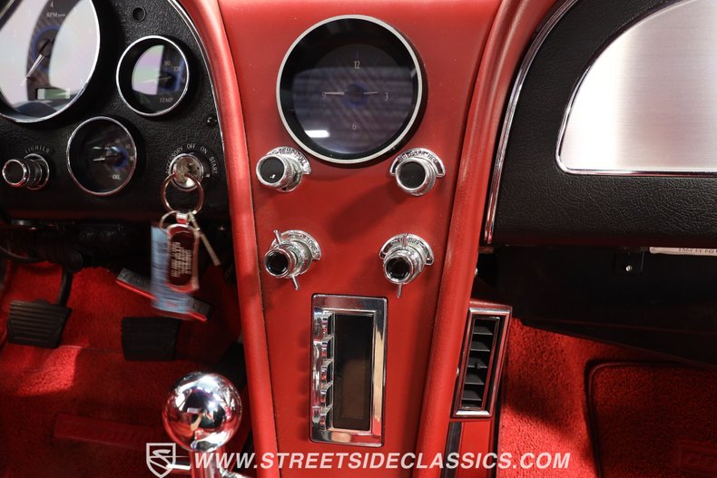 Unknown-Corvette-1966-Red-Red-45