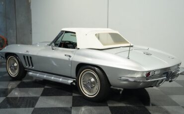 Unknown-Corvette-1966-Silver-Pearl-Black-15