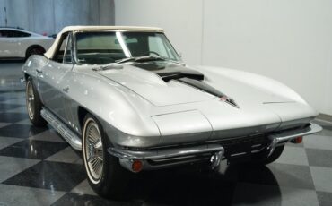 Unknown-Corvette-1966-Silver-Pearl-Black-22