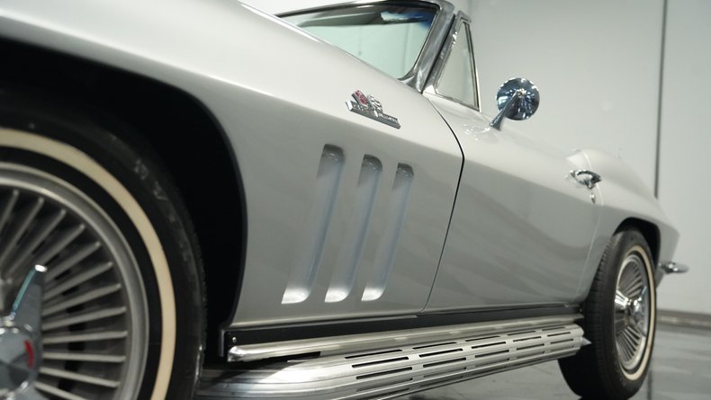Unknown-Corvette-1966-Silver-Pearl-Black-27