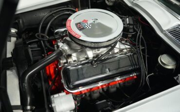 Unknown-Corvette-1966-Silver-Pearl-Black-36