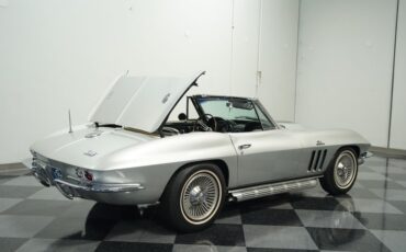 Unknown-Corvette-1966-Silver-Pearl-Black-9