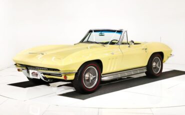 Unknown-Corvette-1966-Sunfire-Yellow-Black-30