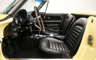 Unknown-Corvette-1966-Sunfire-Yellow-Black-34
