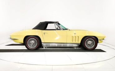 Unknown-Corvette-1966-Sunfire-Yellow-Black-36