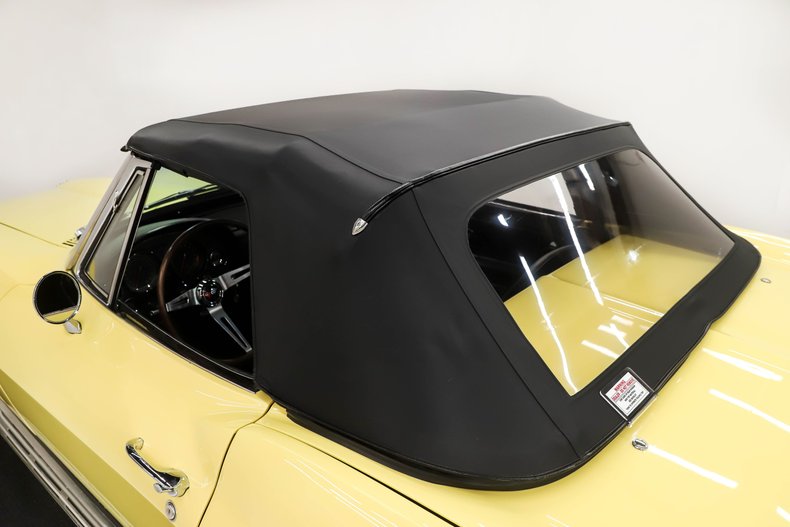 Unknown-Corvette-1966-Sunfire-Yellow-Black-40
