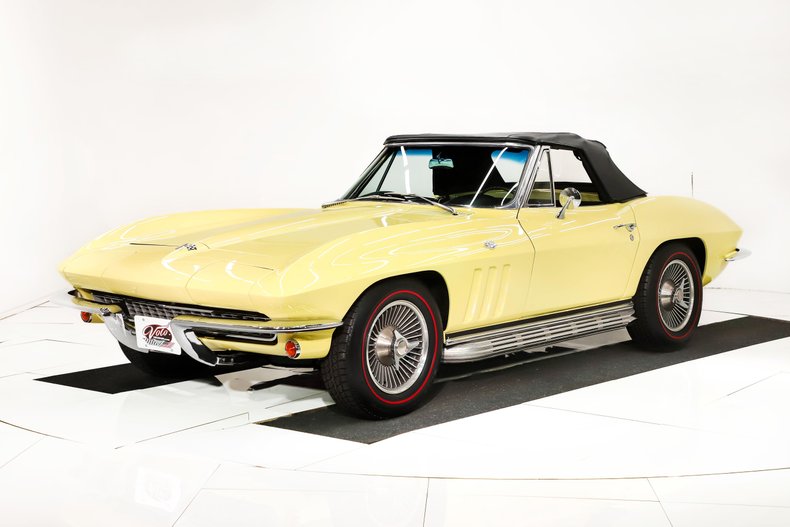 Unknown-Corvette-1966-Sunfire-Yellow-Black-41