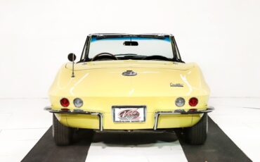 Unknown-Corvette-1966-Sunfire-Yellow-Black-47