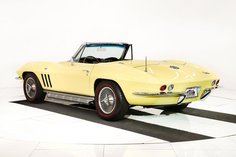 Unknown-Corvette-1966-Sunfire-Yellow-Black-5