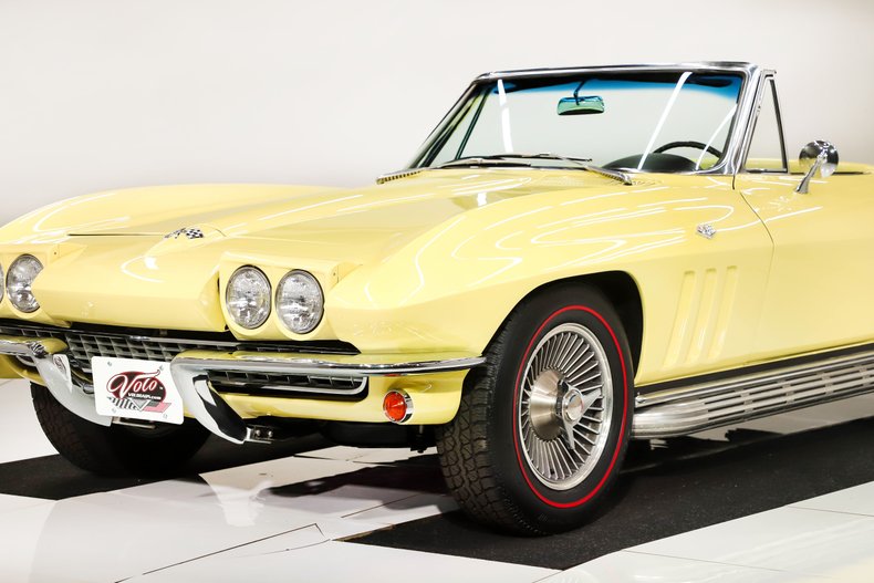 Unknown-Corvette-1966-Sunfire-Yellow-Black-9