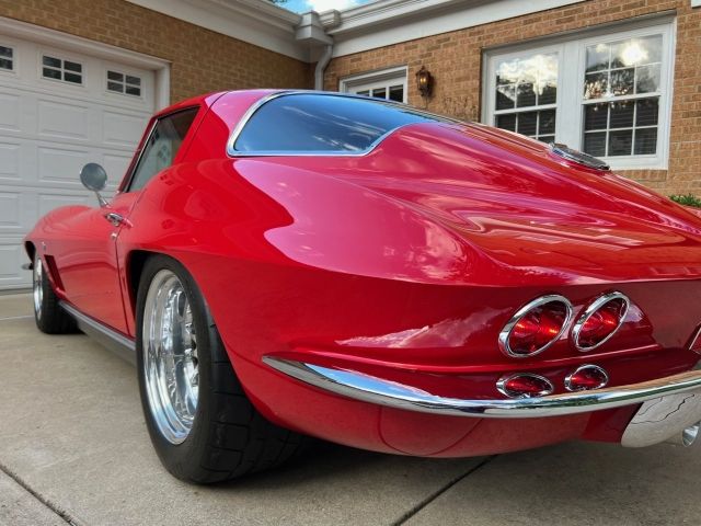 Unknown-Corvette-1967-17