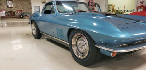 Unknown-Corvette-1967-Blue-Blue-1