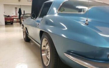 Unknown-Corvette-1967-Blue-Blue-3