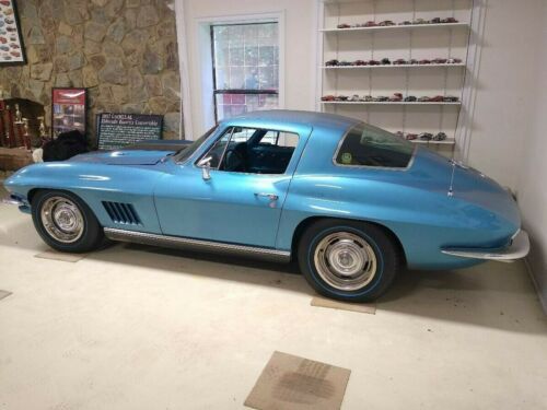 Unknown-Corvette-1967-Blue-Blue-6