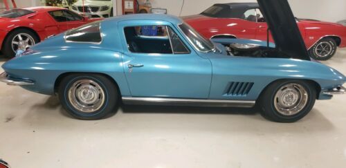 Unknown-Corvette-1967-Blue-Blue-7