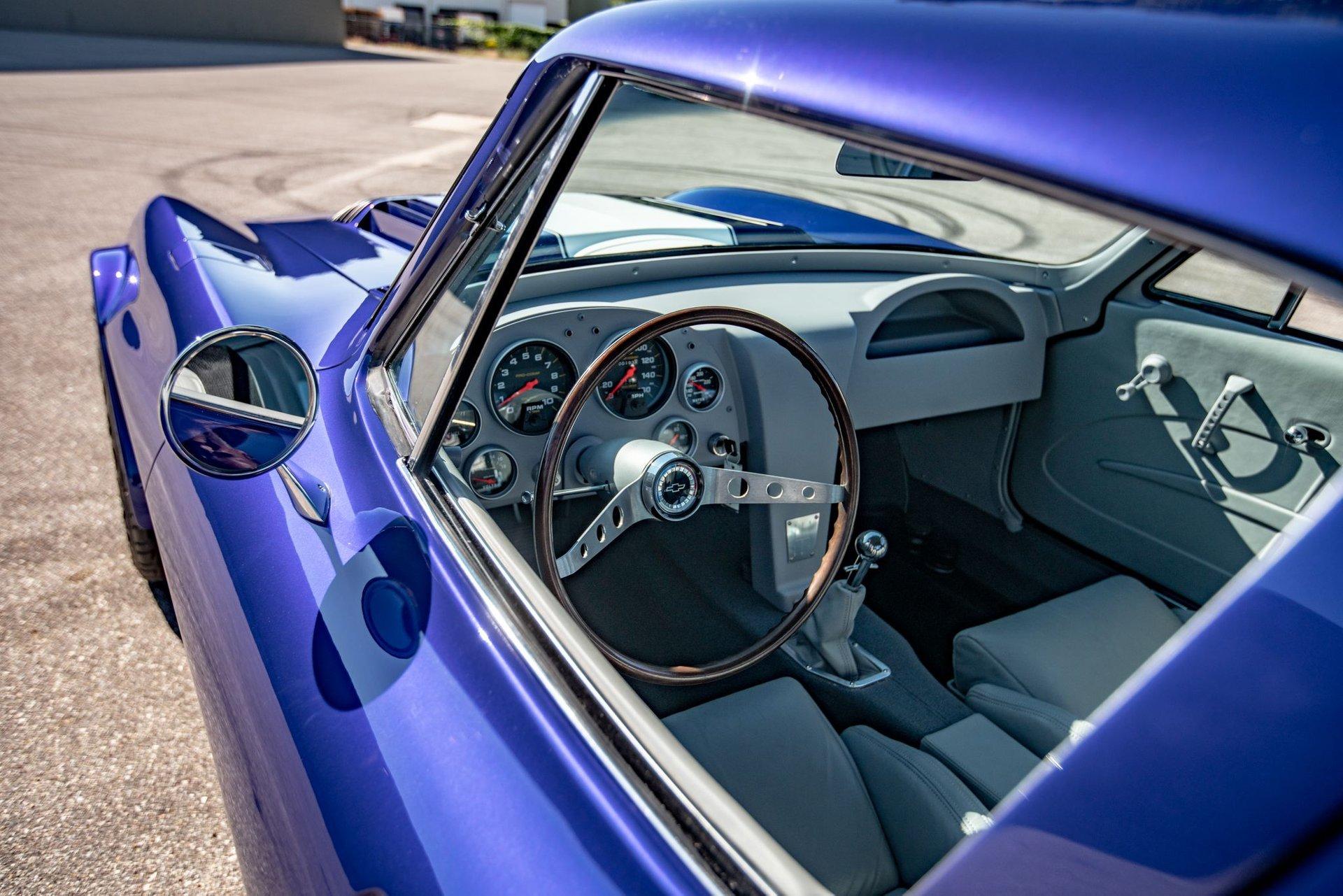 Unknown-Corvette-1967-Blue-Gray-14