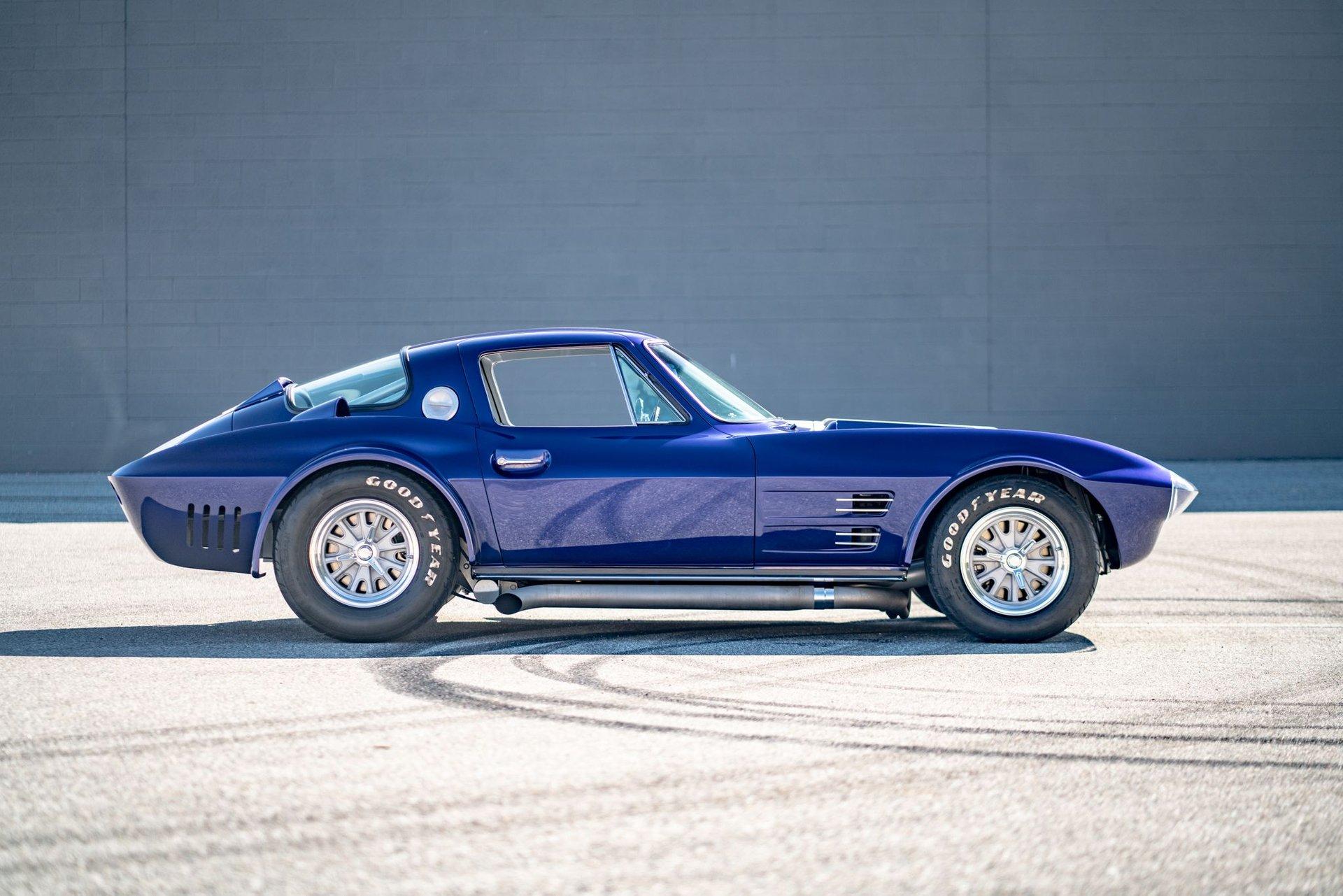 Unknown-Corvette-1967-Blue-Gray-21