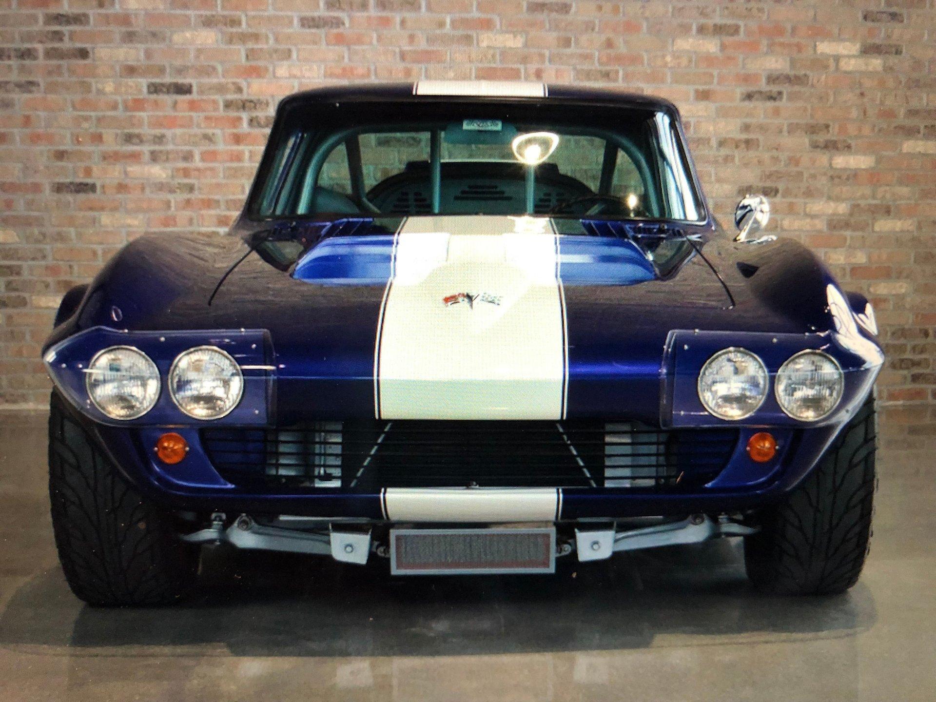 Unknown-Corvette-1967-Blue-Gray-37