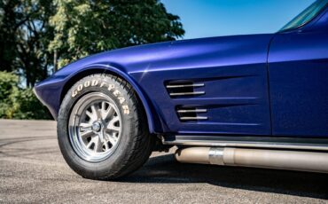 Unknown-Corvette-1967-Blue-Gray-6