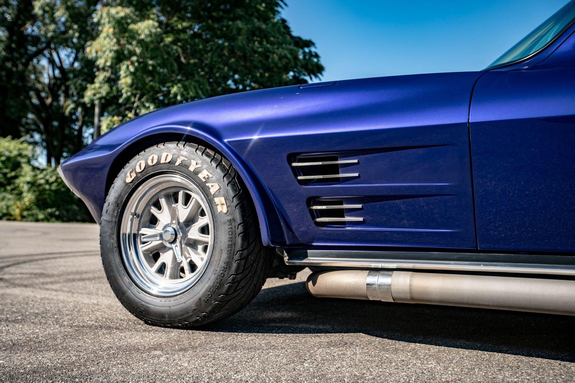Unknown-Corvette-1967-Blue-Gray-6